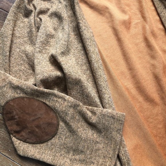 Plus Size Elbow Pad Cardigan - Picture 2 of 5